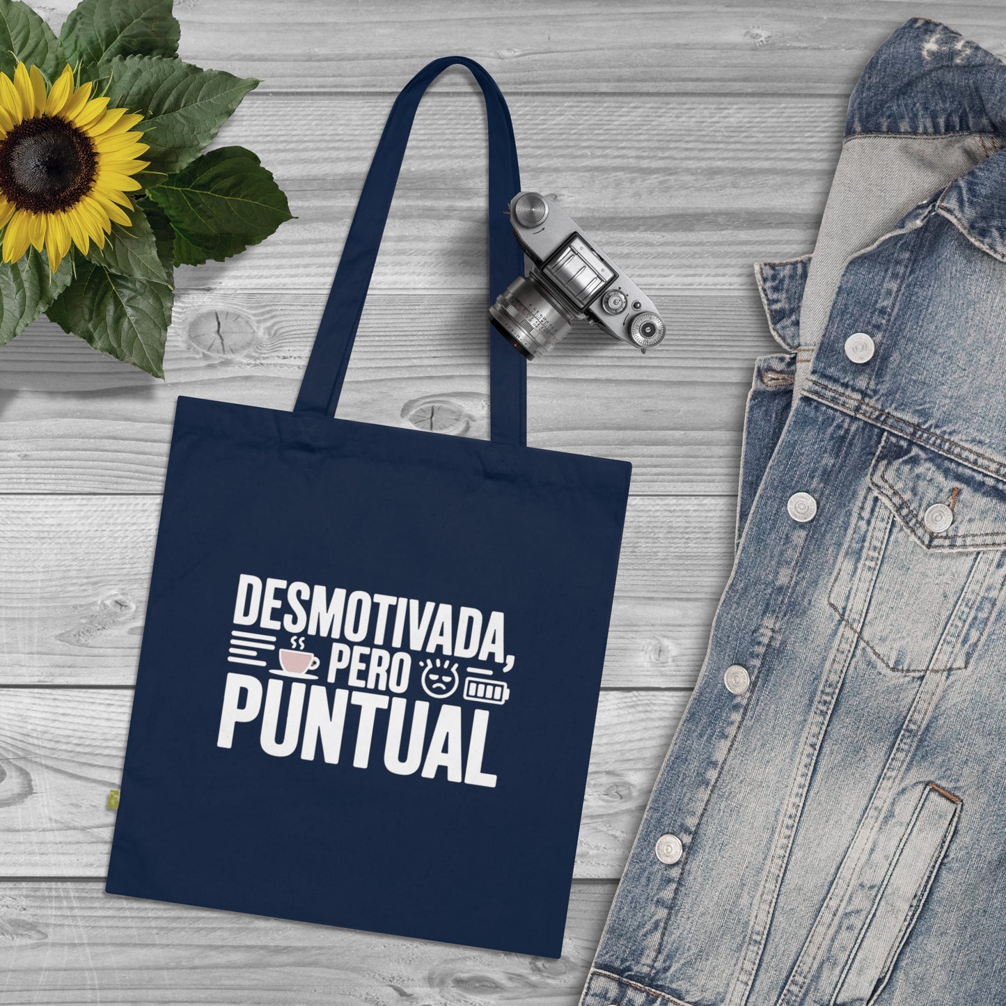Tote Bag sarcasmo oficina — "Desmotivada Pero Puntual"